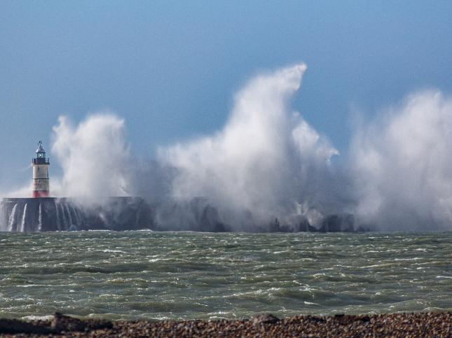 Report - BBC Weather Watchers